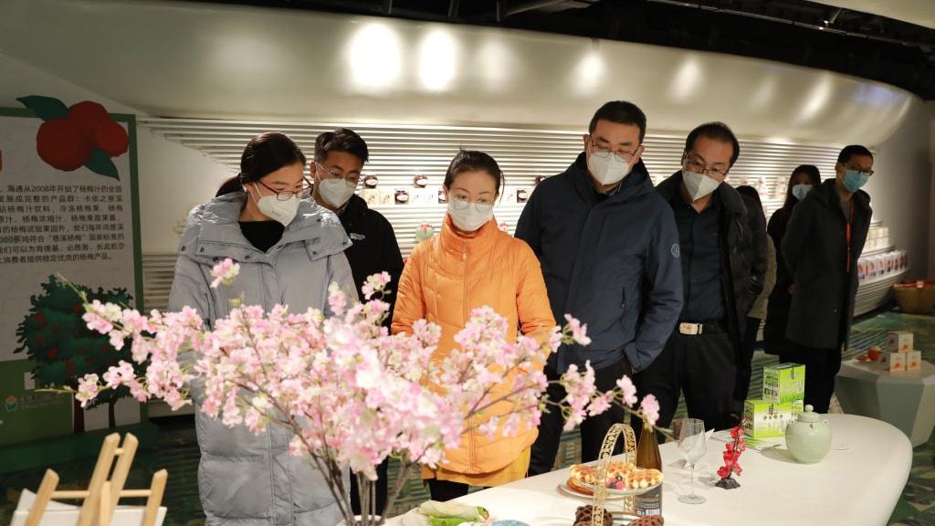 瞄准产业人才需求“靶心”，筑基学子成长发展“沃土” ——beat365中文官方网站积极开展用人单位...