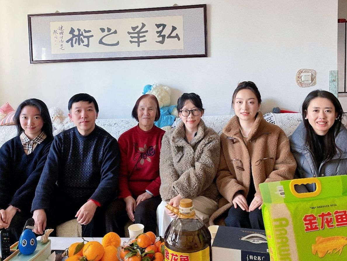 步履不停传温情 精准护航成长路——beat365中文官方网站寒假走访纪实