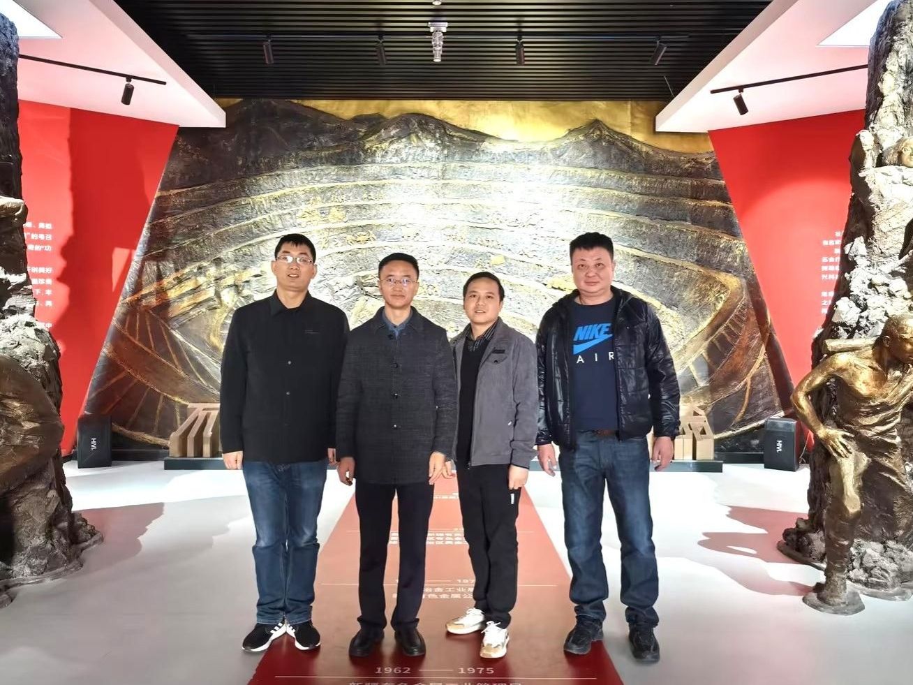 beat365中文官方网站“组团”跨省区访企拓岗促就业