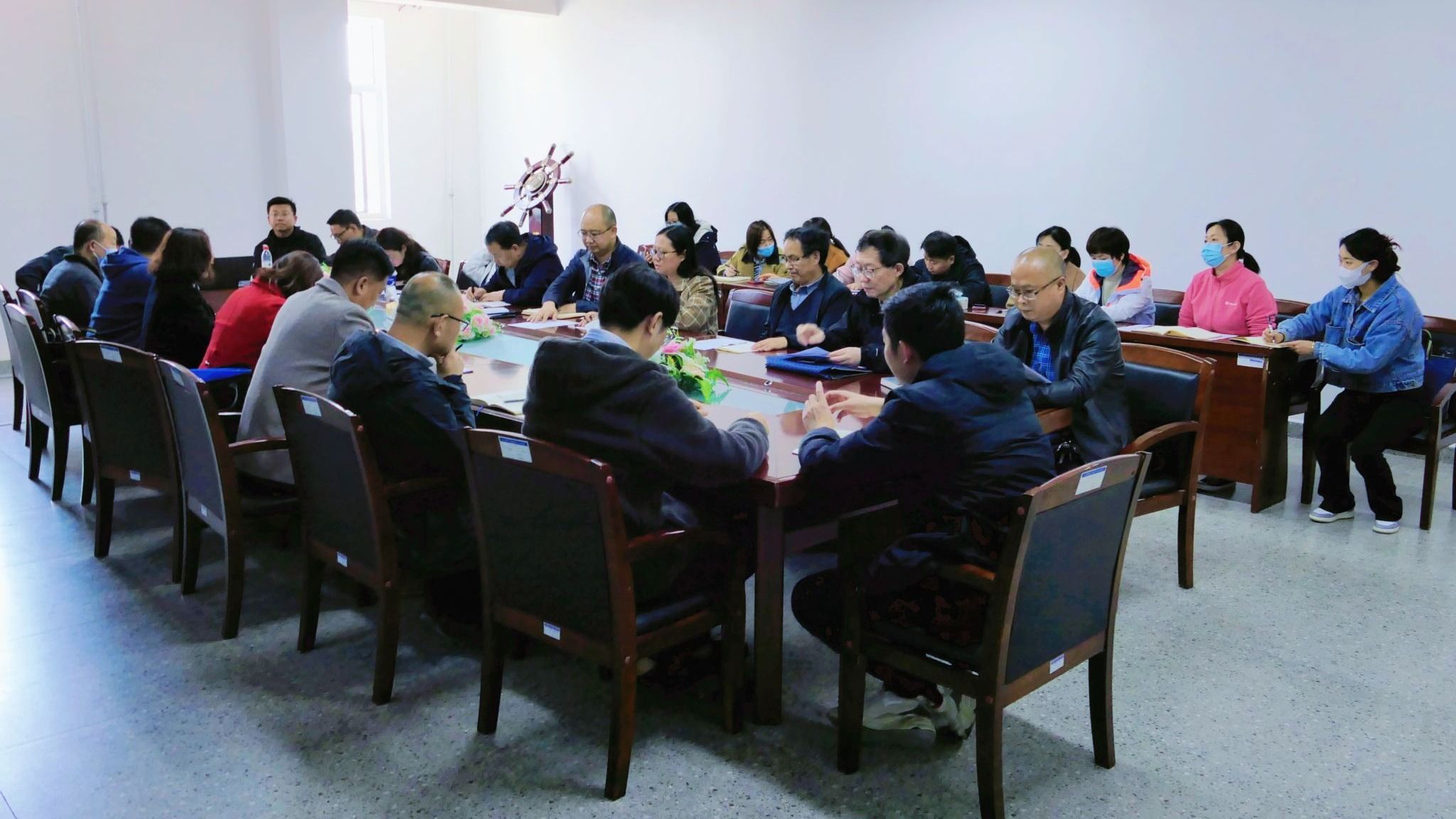 beat365中文官方网站组织召开2022年秋季学期督导工作复盘会
