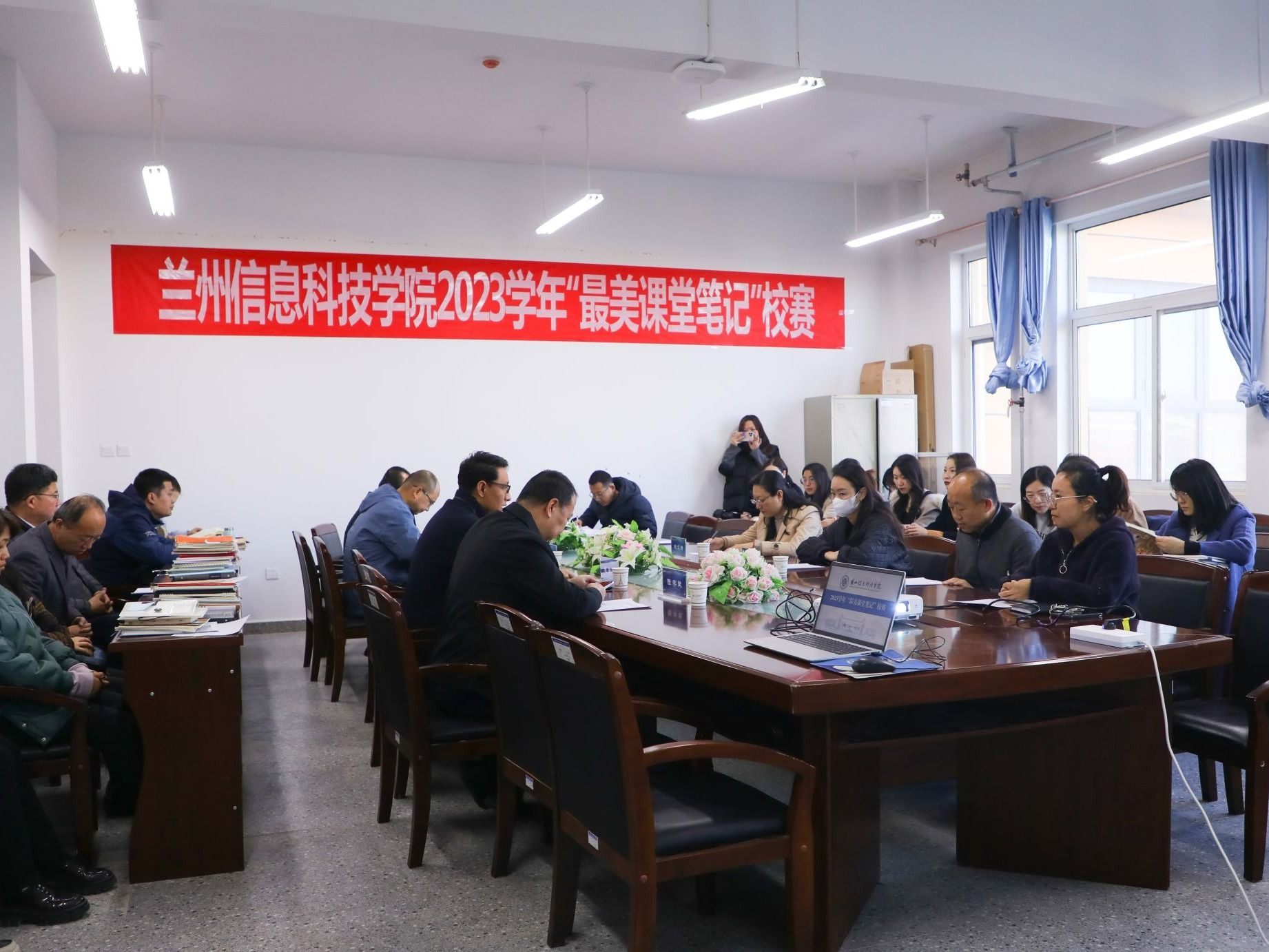 “笔尖上的精彩如此生动” beat365中文官方网站“最美课堂笔记”校赛圆满举行
